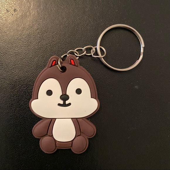 💗 Chipmunk PVC Soft Keychain NEW Cute! - Picture 4 of 6